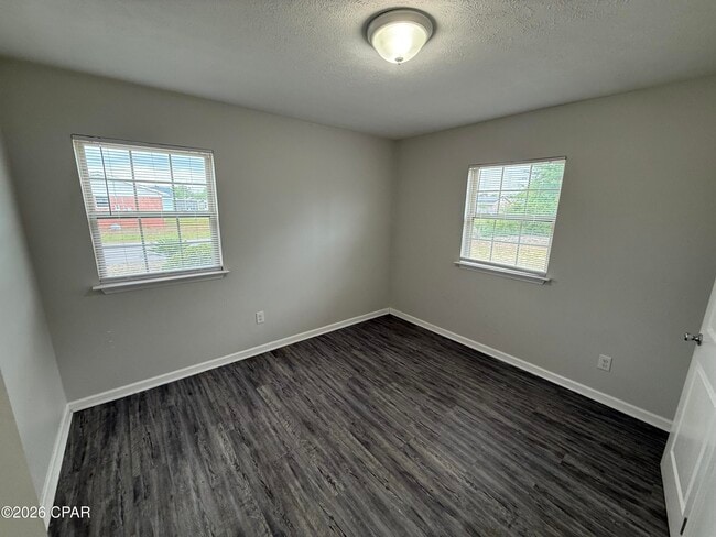 Building Photo - 1501 Louisiana Ave
