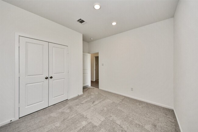 Building Photo - 6314 Orchid Bch Dr