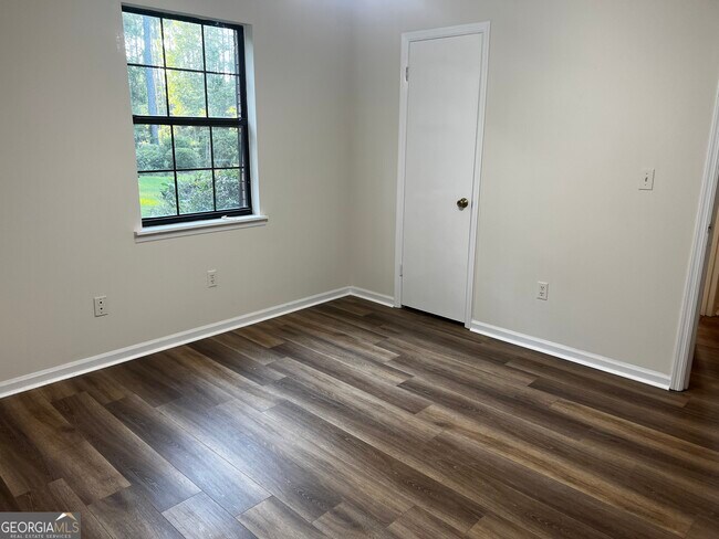 Building Photo - 156 Ardith Ln