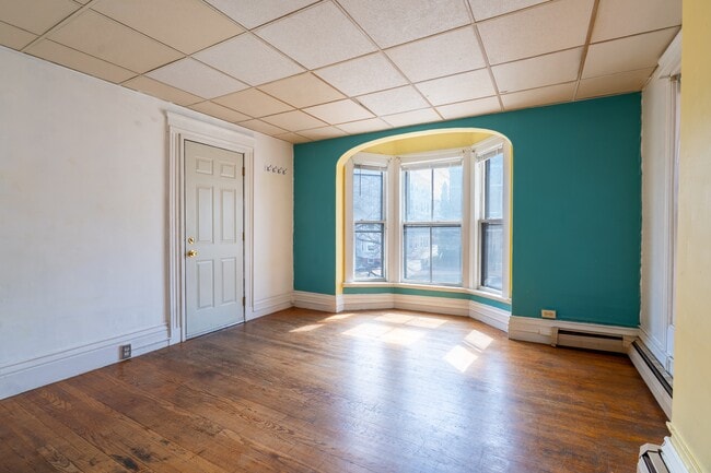 Building Photo - 35 State St