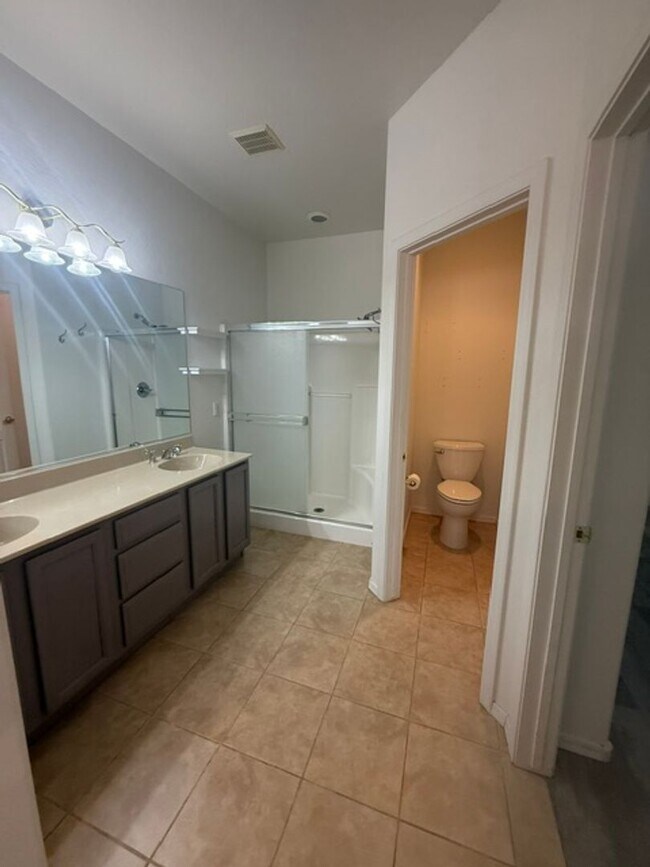 Building Photo - 2 bedroom 2 bath home in Amante at Verde Santa Fe - contact Property Pros