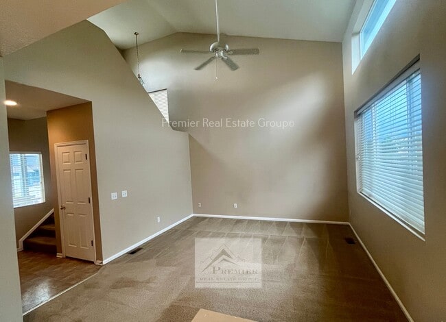 Building Photo - 1622 Woodpark Dr