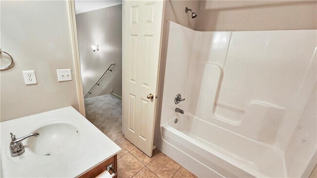 Building Photo - 4111 SW Shadowrock Pl