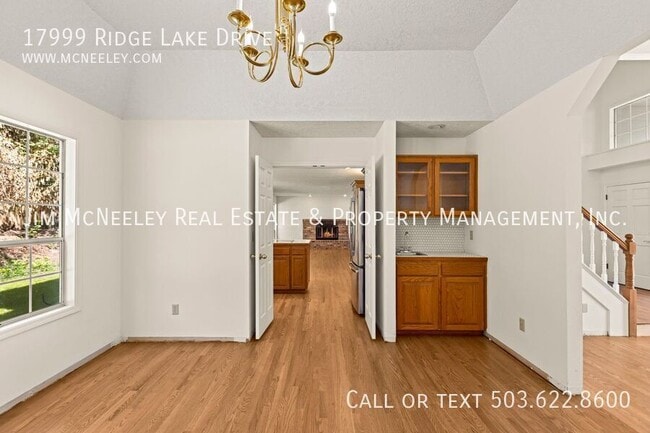 Building Photo - 17999 Ridge Lake Dr