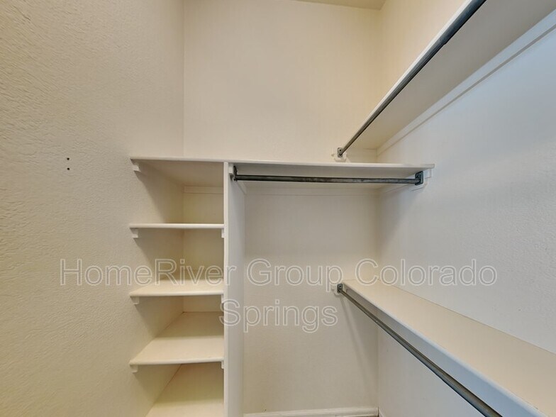 Building Photo - 8563 Garrison Rd