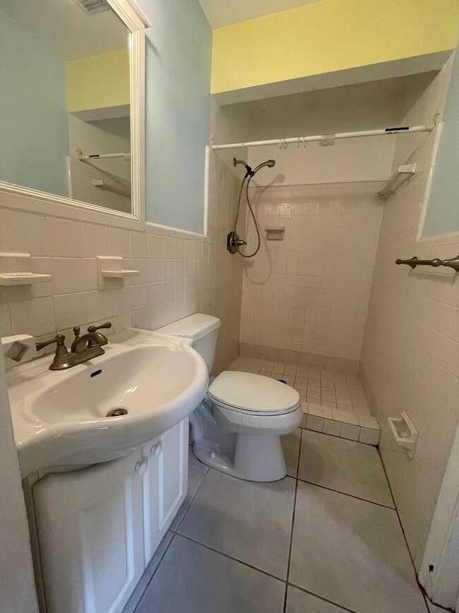 Building Photo - 177 E Laila Dr