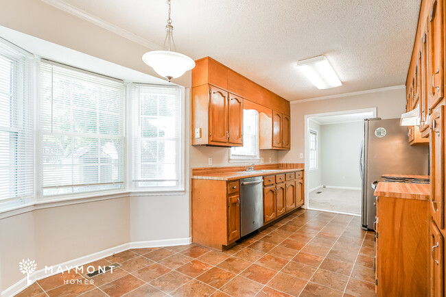 Building Photo - 3 Bedroom Home in Birmingham
