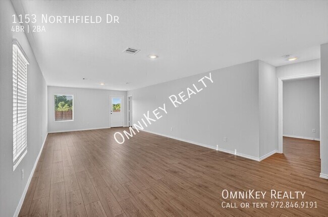 Building Photo - 1153 Northfield Dr