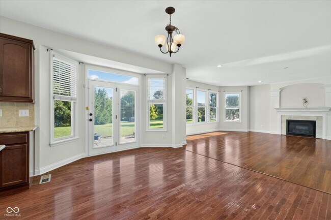 Building Photo - 13636 Falcon Way