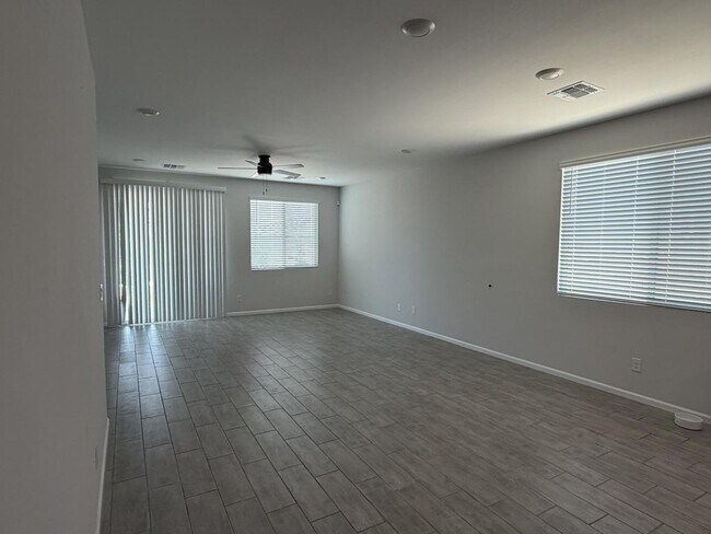 Building Photo - 24553 W Hopi St