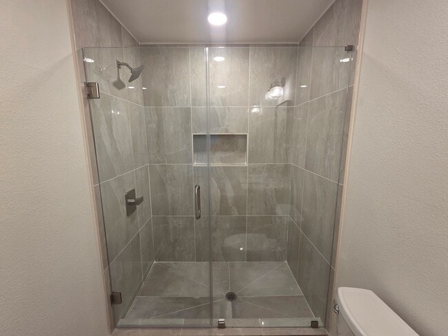 Building Photo - 803 Coleman St