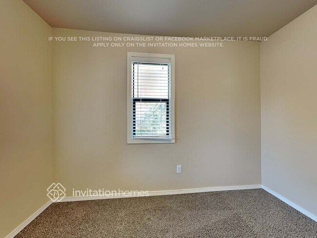 Building Photo - 926 S Magnolia Ln