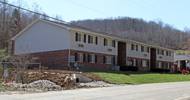 Building Photo - Alum Creek Apartments
