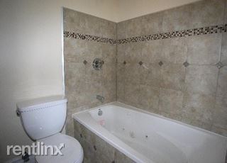 Building Photo - 2 br, 2 bath Condo - 6618 S Kenwood