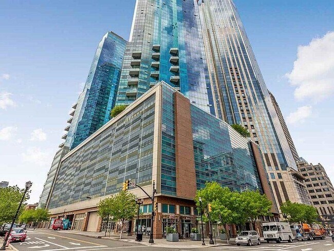 Building Photo - 77 Hudson St