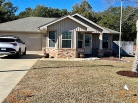 Building Photo - 4435 Winona Ln