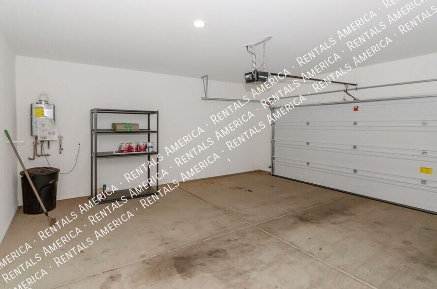 Building Photo - 10151 N Sand Sage Trail