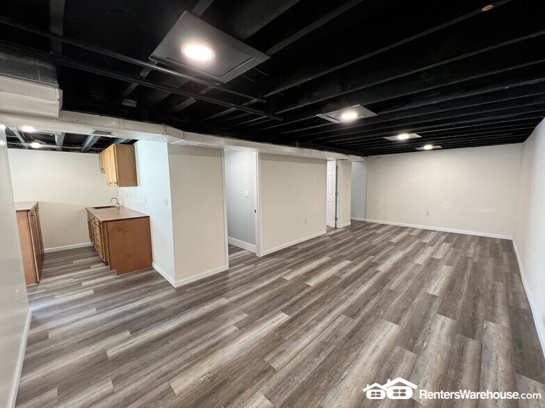 Building Photo - 1041 Piedras Pkwy