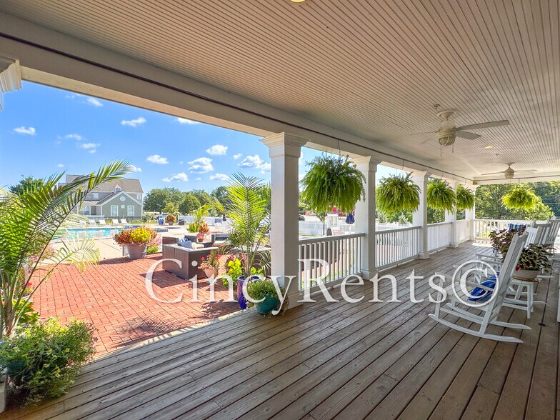 Building Photo - 9187 Yarmouth Dr
