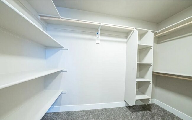 Building Photo - 3 bed, 2.5 bath Townhome in Ammon!!