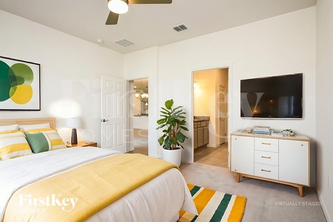 Building Photo - 1226 Ponca Rd