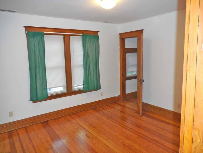 Building Photo - 212 W Michigan Ave