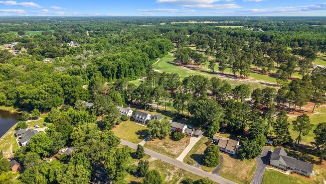 Building Photo - 206 Ramblewood Dr
