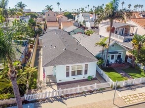 Building Photo - Downtown HB
