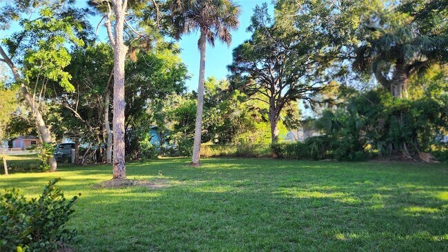 Building Photo - 2703 Avenue G Ave