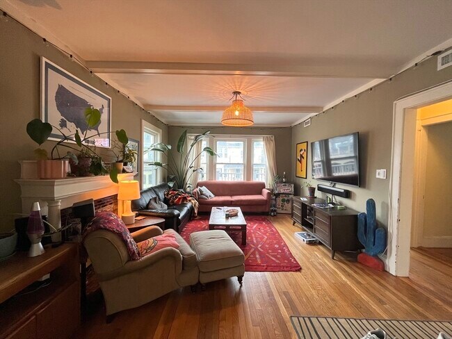 Building Photo - 7 Boulevard 7 Blvd