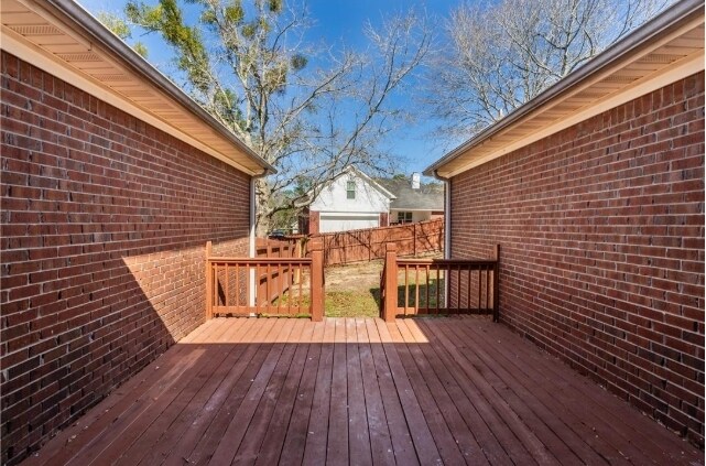 Building Photo - 6762 Biltmore Ct