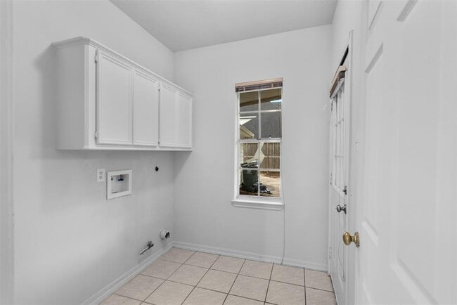 Building Photo - 6614 Berrytree Ln
