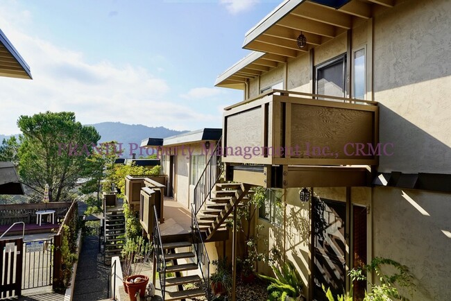 Primary Photo - 2 Bedroom & 2 Bathroom Condo in a Great Lo...