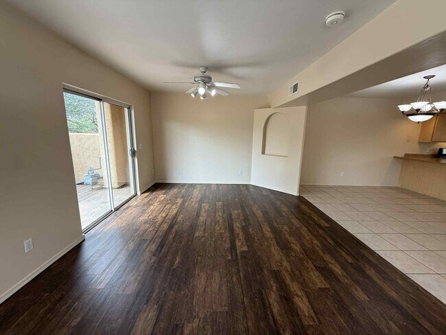 Building Photo - 500 N Forgeus Ave