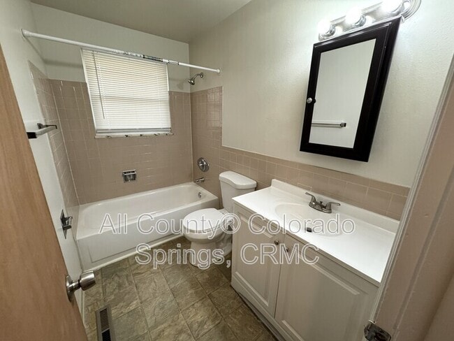 Building Photo - 3635 Garland Ct