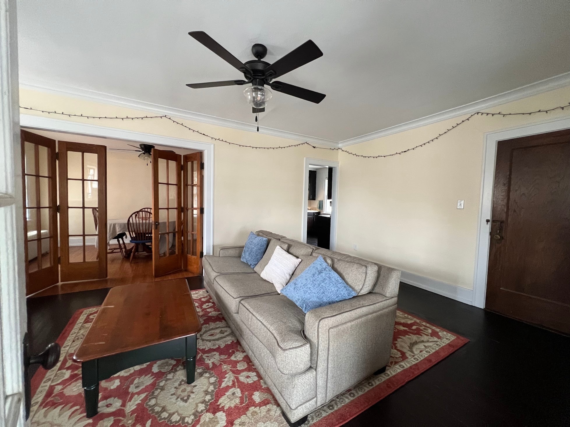 Building Photo - 1411 W Barker Ave