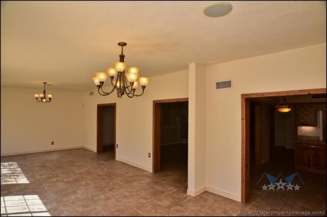 Building Photo - 4 bedroom in El Paso TX 79922