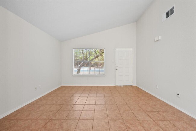 Building Photo - 9711 Curlew Dr