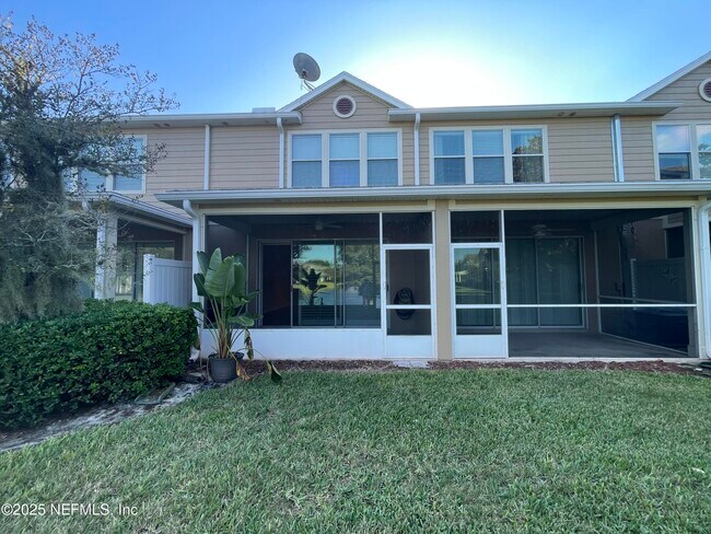 Building Photo - 6937 Woody Vine Dr