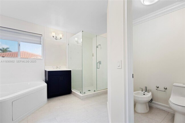 Building Photo - 11071 NW 47th Ln