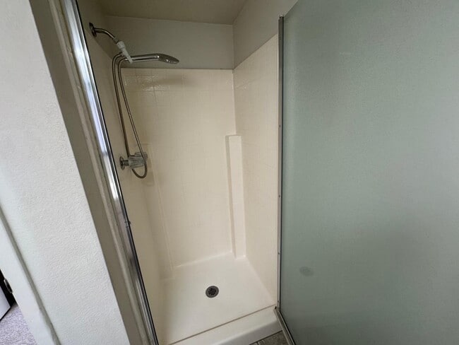 Building Photo - 1905 E University Dr