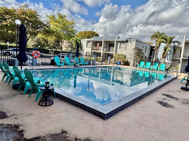 Building Photo - 3181 SW 13th St