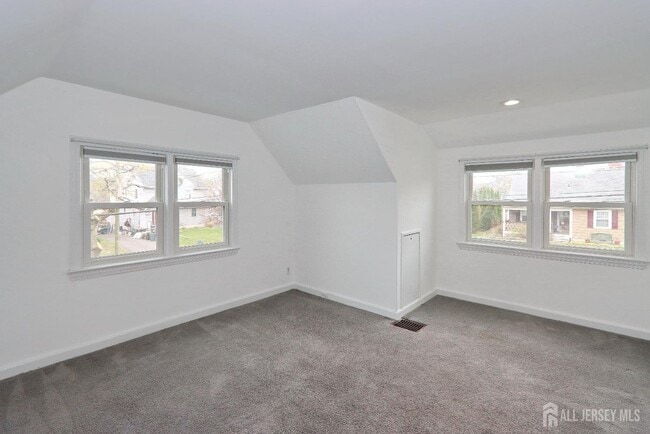 Building Photo - 2 Mohawk Dr