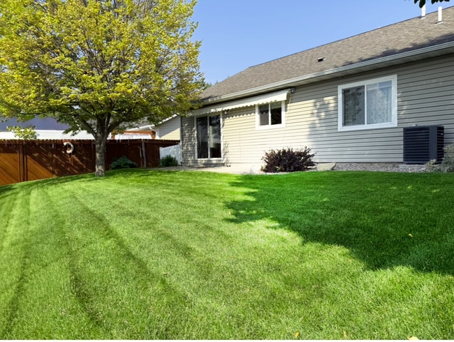 Building Photo - Kalispell Family Home