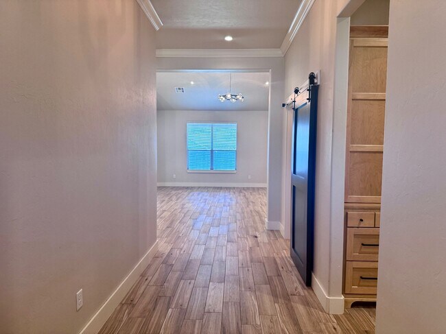 Building Photo - 1308 Lemon Ranch Rd