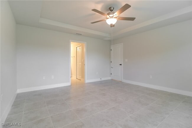 Building Photo - 5011 Beecher St