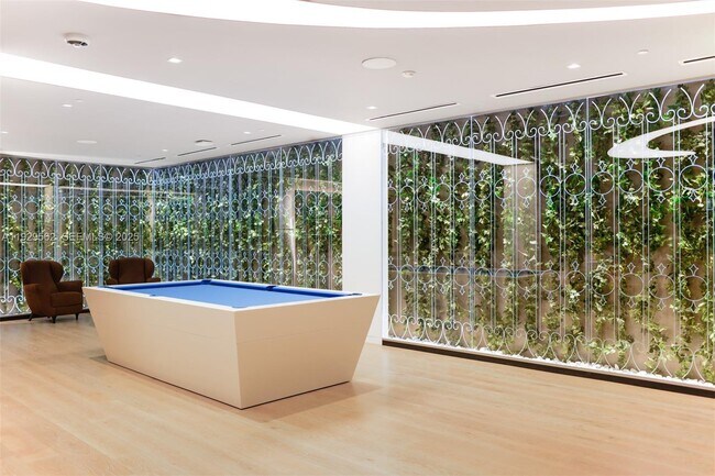 Building Photo - 1000 Brickell Plaza