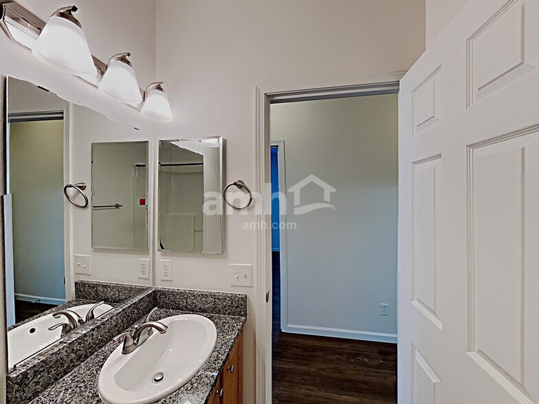 Building Photo - 9022 176th St Ct E