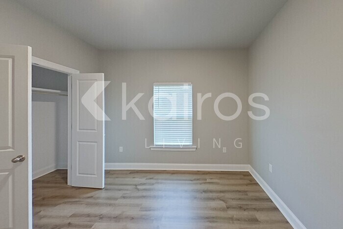 Building Photo - 22868 Monterey Ave