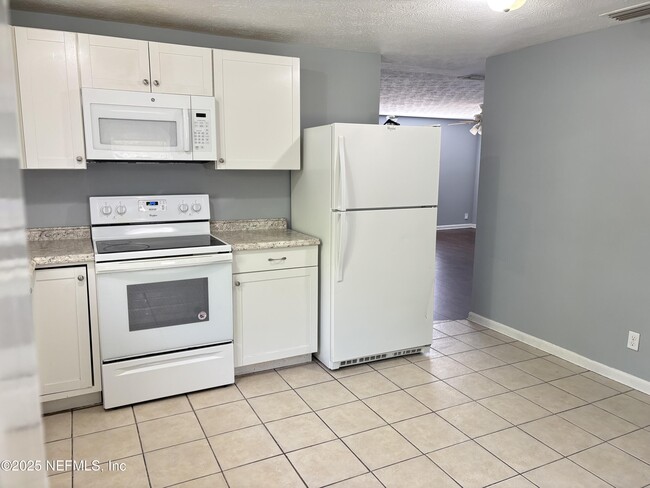 Building Photo - 361 Arora Blvd